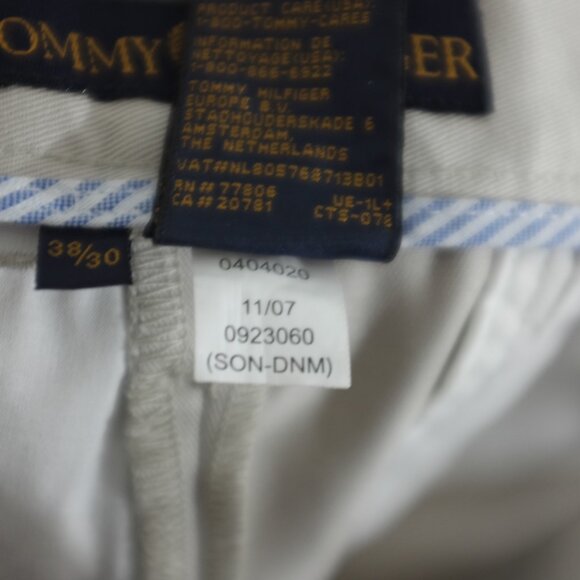 Tommy Hilfiger Classic Beige Chinos logo Size 38x30 - Picture 10 of 10